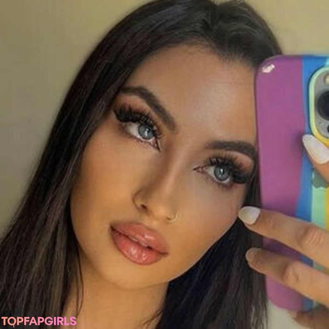 Photo nue de fuite OnlyFans de Michelle Constanza #2 Photo nue de fuite OnlyFans de Michelle Constanza #2