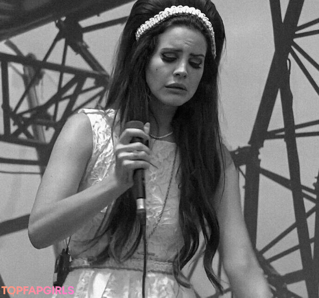 Photo nue de fuite OnlyFans de Lana Del Rey #260 Photo nue de fuite OnlyFans de Lana Del Rey #260
