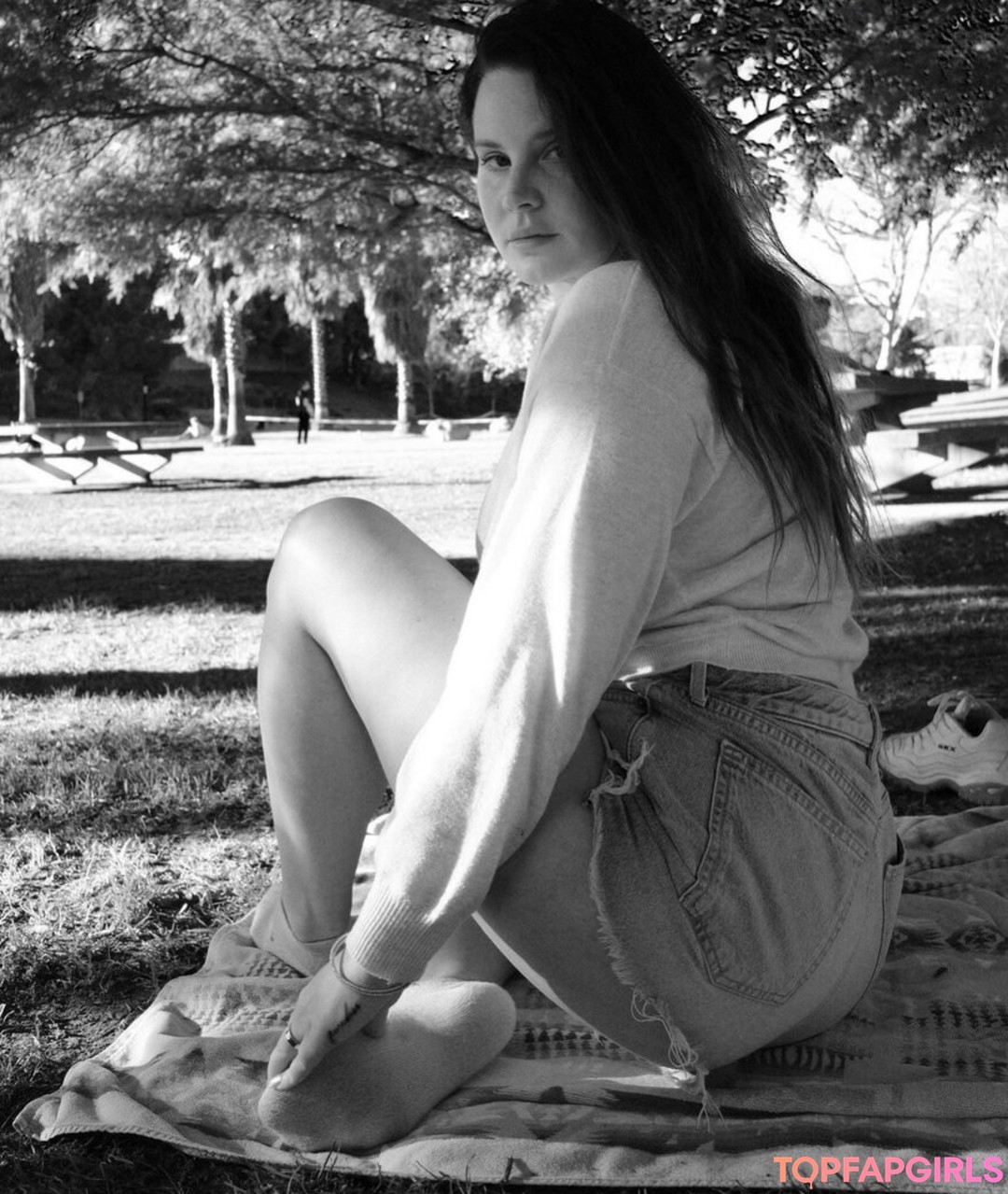 Photo nue de fuite OnlyFans de Lana Del Rey #445 Photo nue de fuite OnlyFans de Lana Del Rey #445