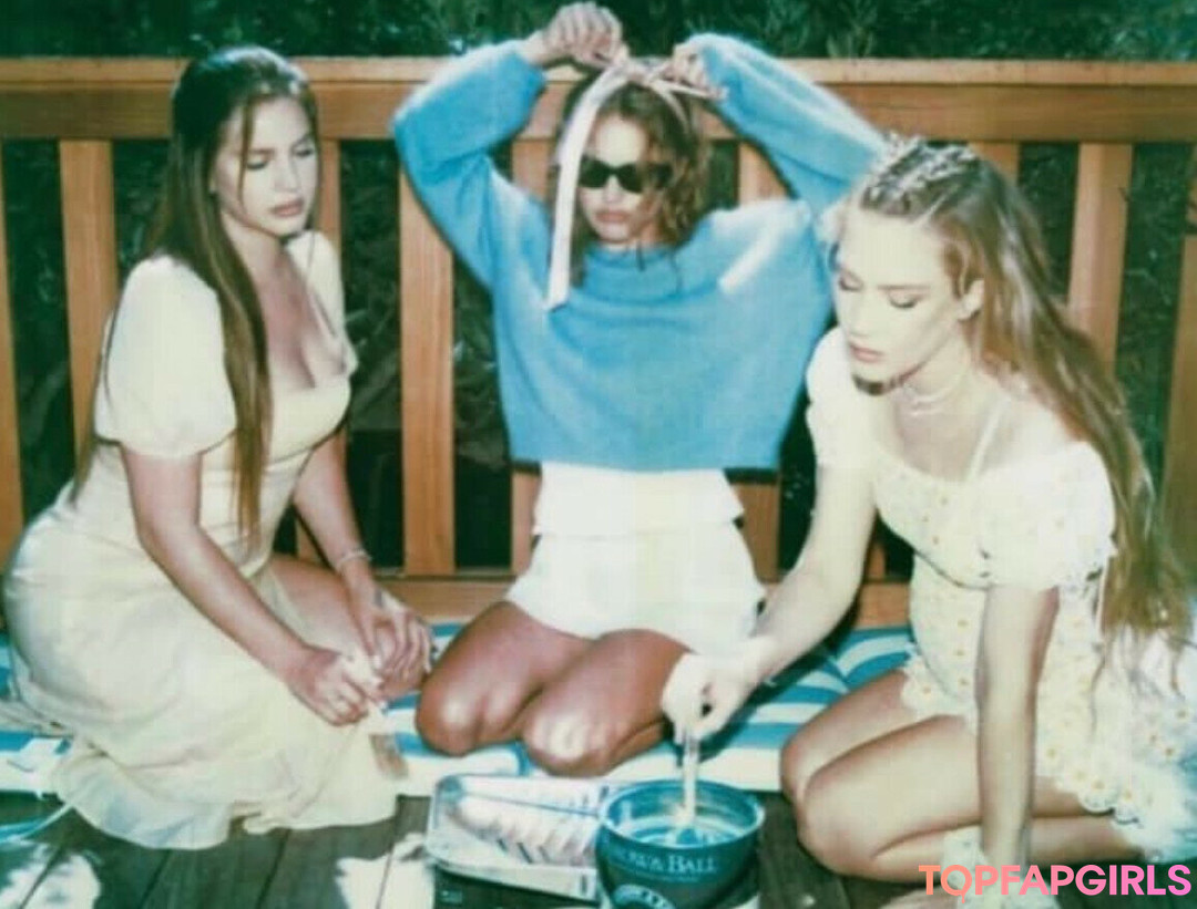 Photo nue de fuite OnlyFans de Lana Del Rey #464 Photo nue de fuite OnlyFans de Lana Del Rey #464