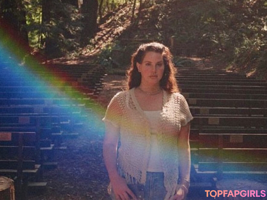Photo nue de fuite OnlyFans de Lana Del Rey #471 Photo nue de fuite OnlyFans de Lana Del Rey #471