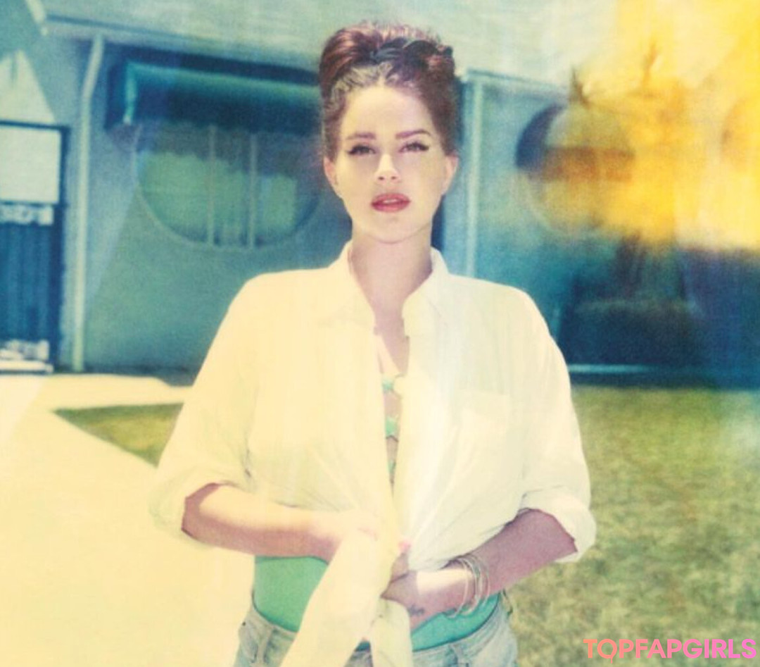 Photo nue de fuite OnlyFans de Lana Del Rey #472 Photo nue de fuite OnlyFans de Lana Del Rey #472