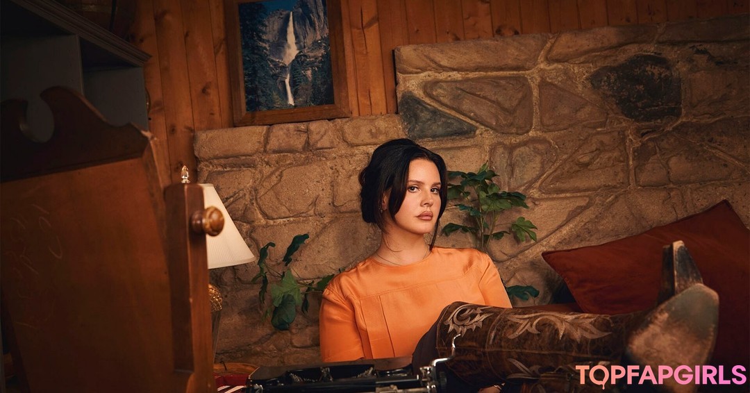 Photo nue de fuite OnlyFans de Lana Del Rey #527 Photo nue de fuite OnlyFans de Lana Del Rey #527