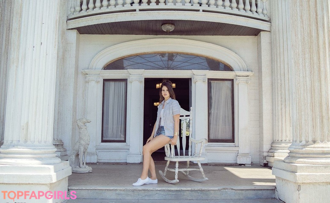 Photo nue de fuite OnlyFans de Lana Del Rey #54 Photo nue de fuite OnlyFans de Lana Del Rey #54