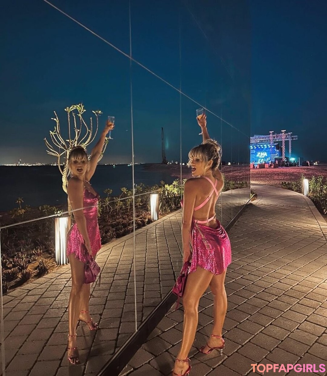 Photo nue de fuite OnlyFans de Ashley Roberts #205 Photo nue de fuite OnlyFans de Ashley Roberts #205