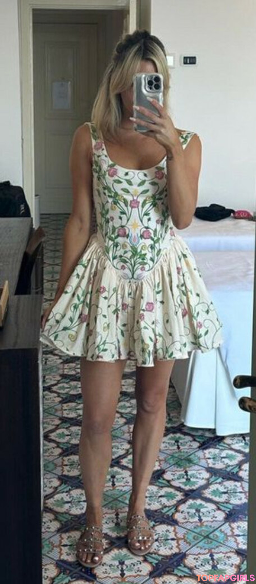 Photo nue de fuite OnlyFans de Ashley Roberts #323 Photo nue de fuite OnlyFans de Ashley Roberts #323