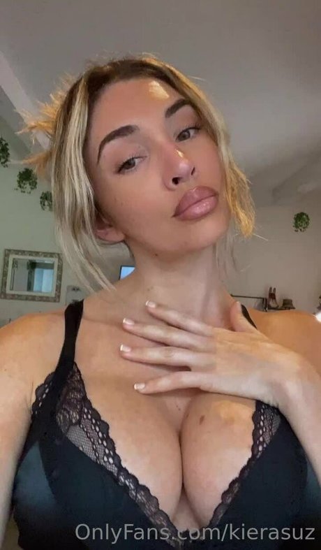 Photo nue de fuite OnlyFans de Kierabierner