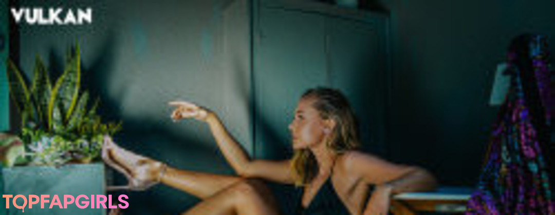 Photo nue de fuite OnlyFans de Madison Iseman #36 Photo nue de fuite OnlyFans de Madison Iseman #36