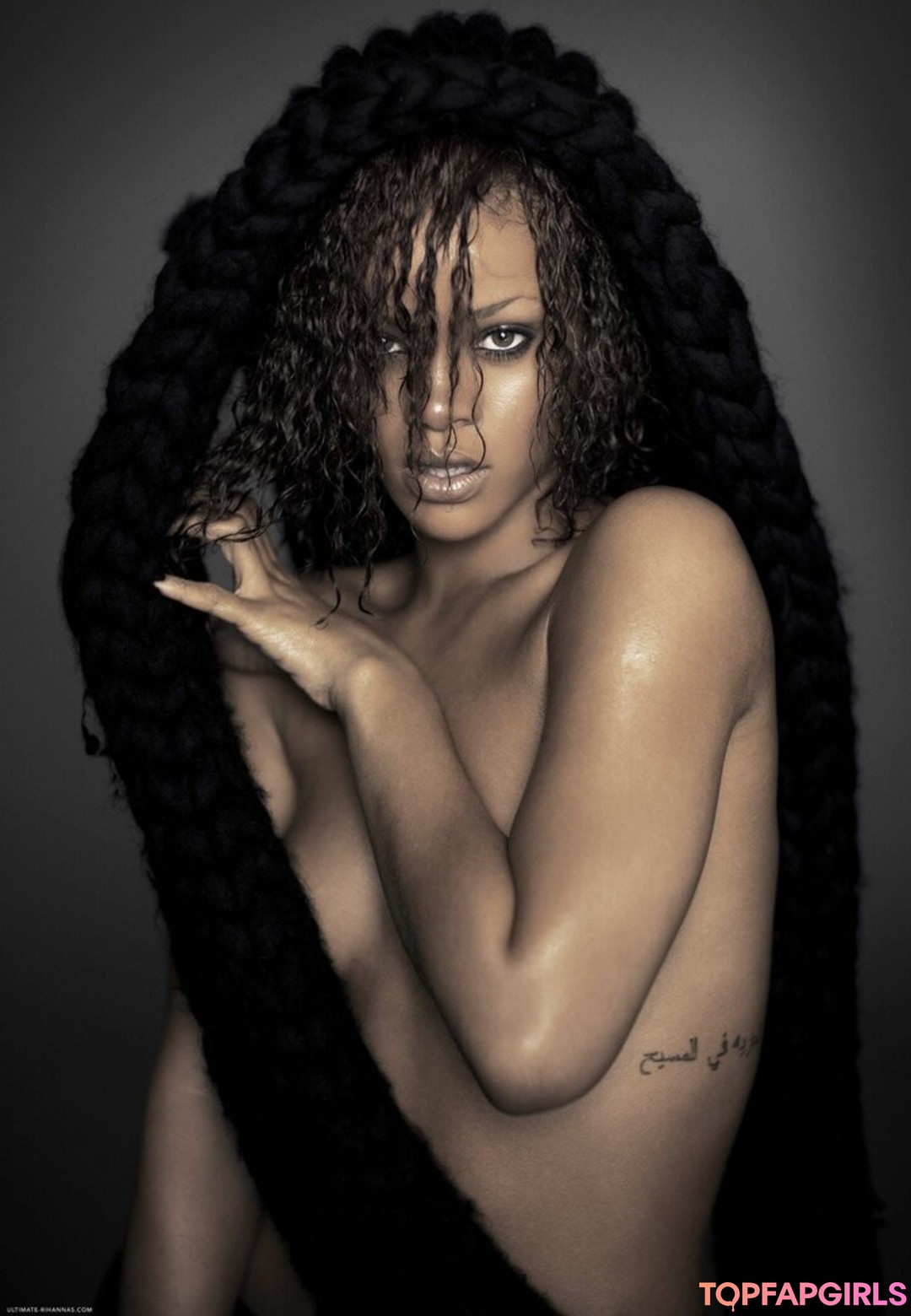 Photo nue de fuite OnlyFans de Rihanna #1017