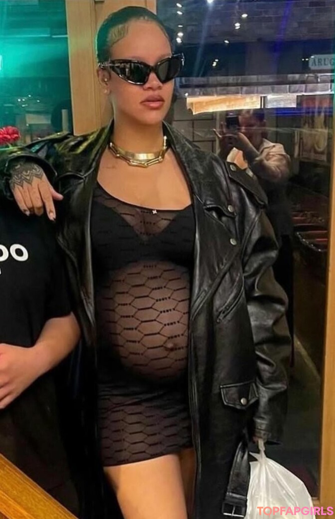 Photo nue de fuite OnlyFans de Rihanna #1094