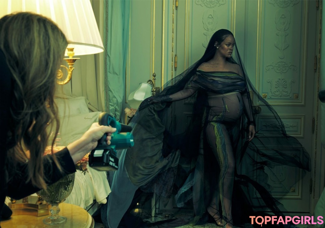 Photo nue de fuite OnlyFans de Rihanna #1182