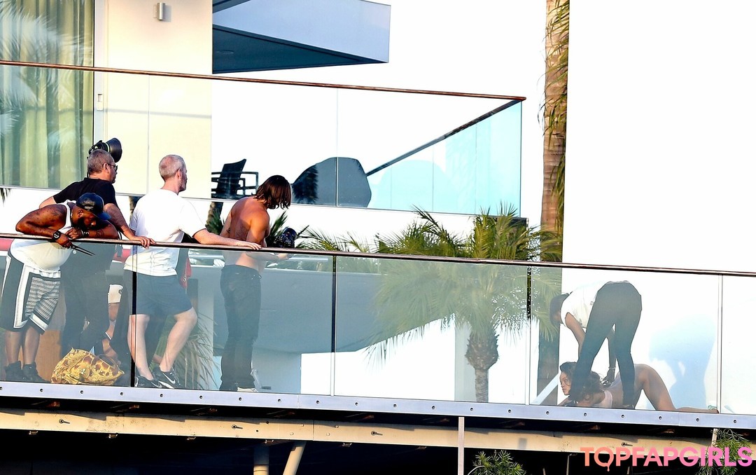 Photo nue de fuite OnlyFans de Rihanna #1216