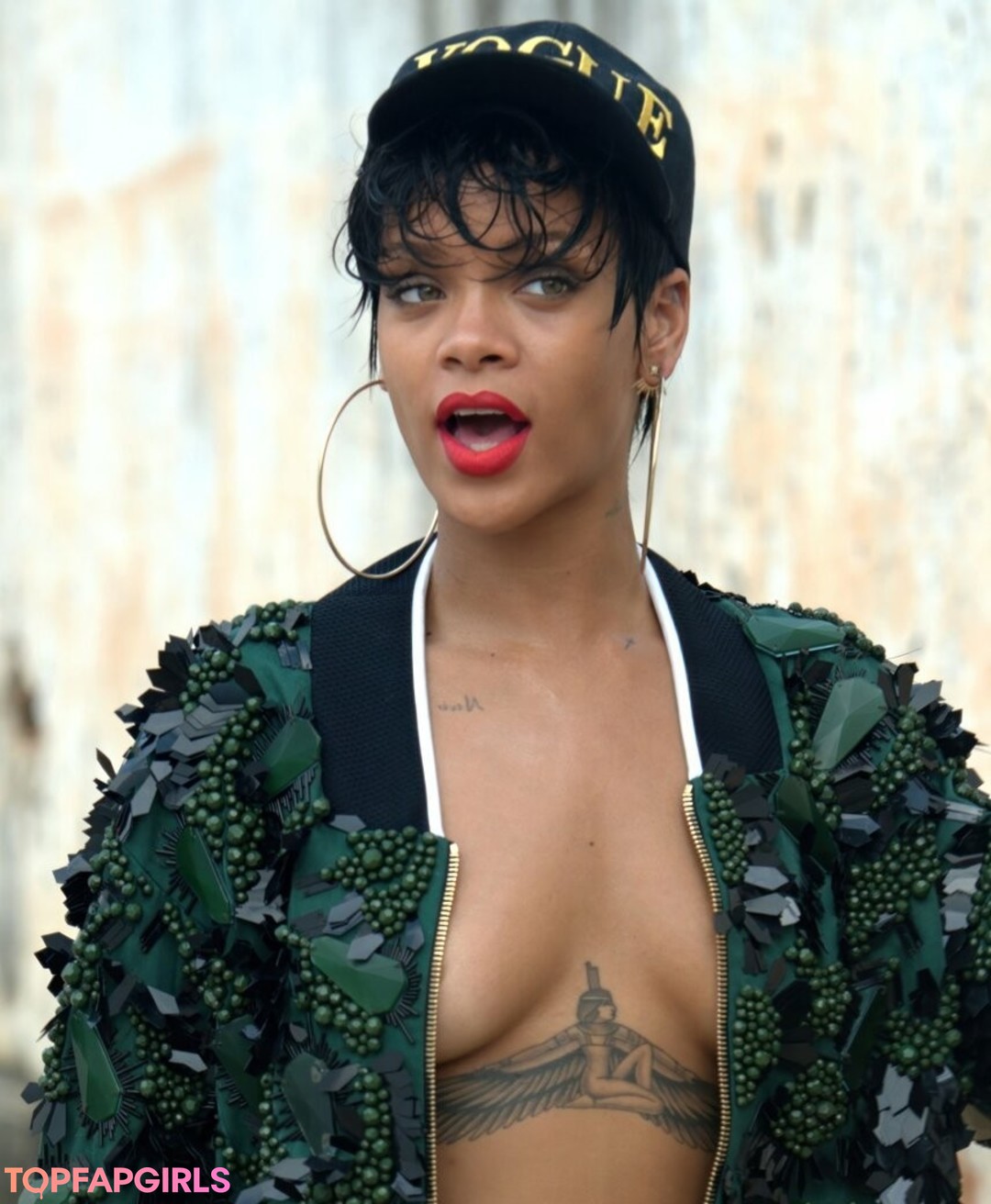 Photo nue de fuite OnlyFans de Rihanna #1464