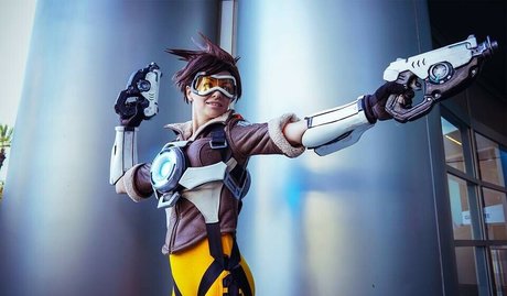 Jannet In Cosplay