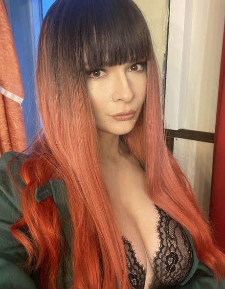 Jannet In Cosplay