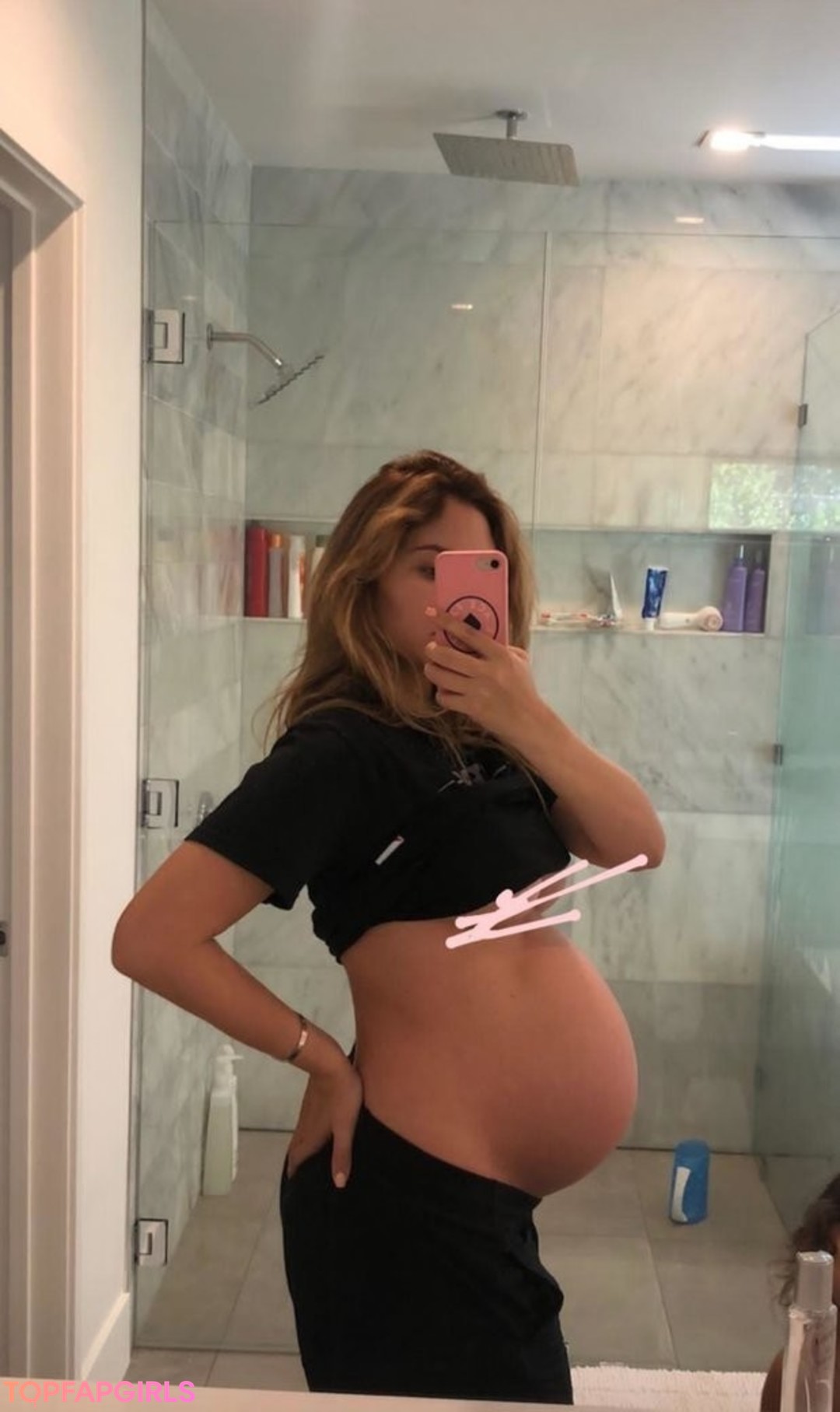 Photo nue de fuite OnlyFans de Catherine Mcbroom #9 Photo nue de fuite OnlyFans de Catherine Mcbroom #9