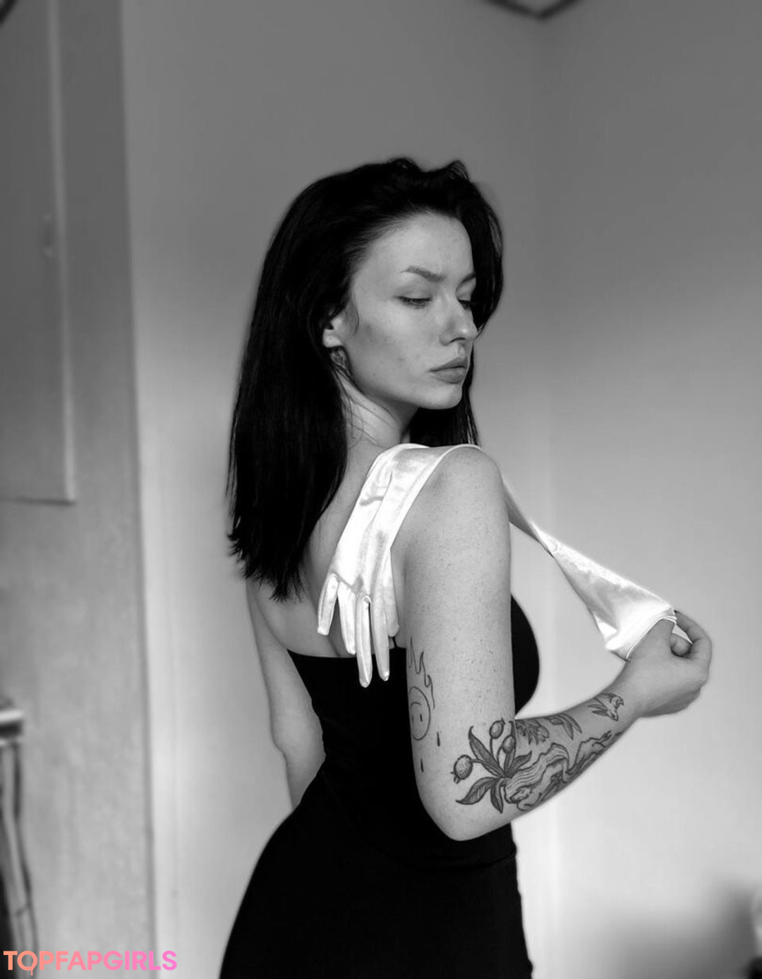 Photo nue de fuite OnlyFans de Innervus #1128