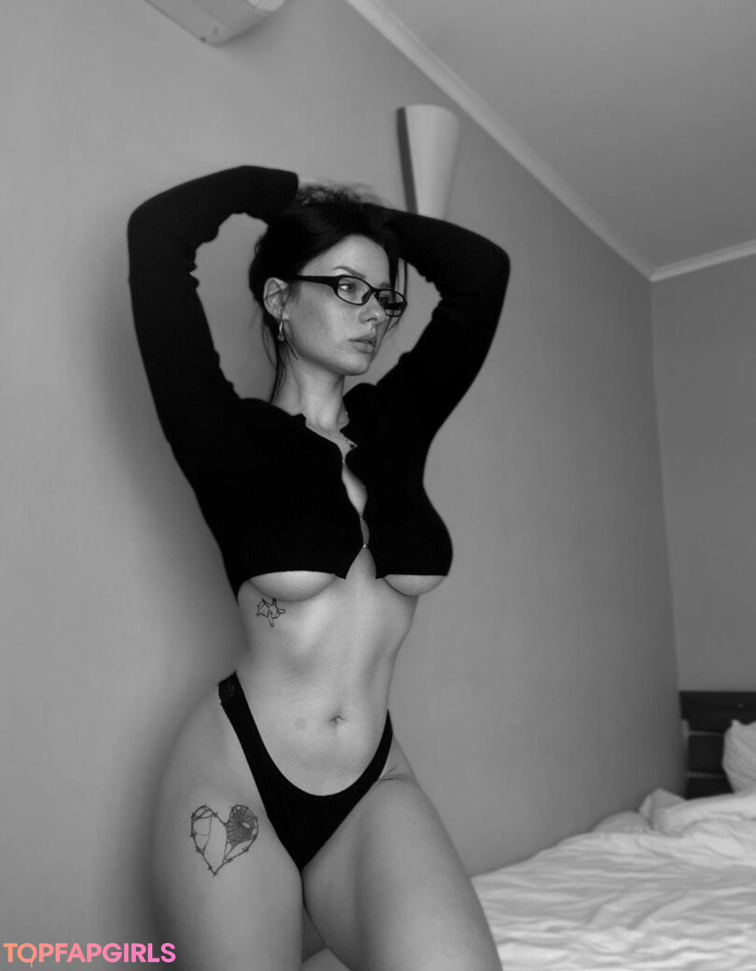 Photo nue de fuite OnlyFans de Innervus #1359