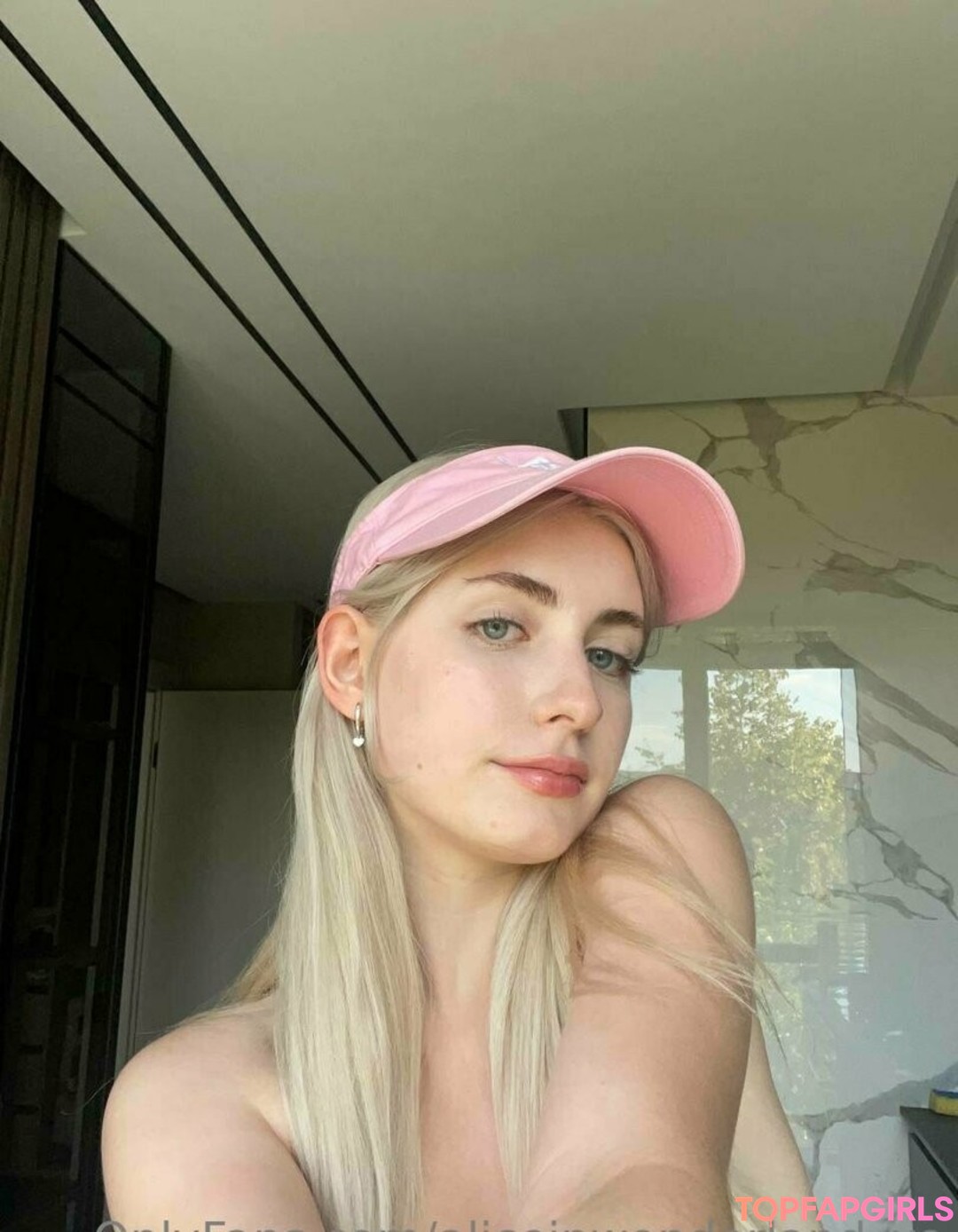 Photo nue de fuite OnlyFans de Aliceinwonderlandxo #142 Photo nue de fuite OnlyFans de Aliceinwonderlandxo #142