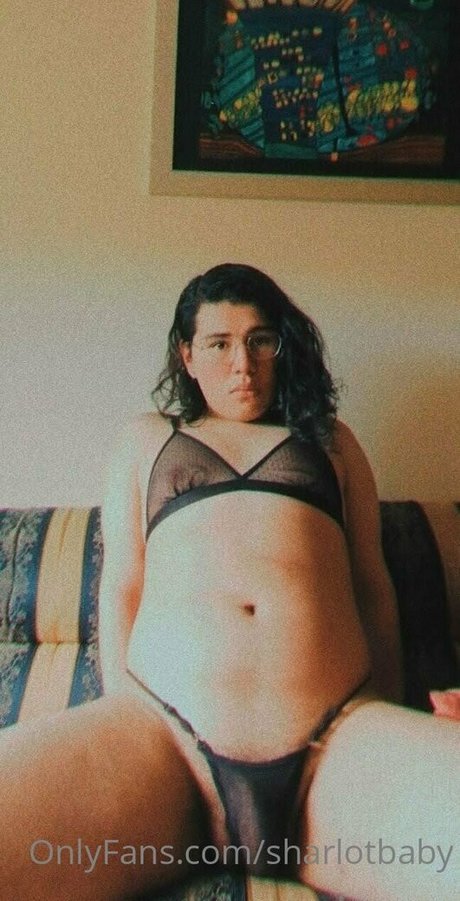 Photo nue de fuite OnlyFans de Sharlotbaby
