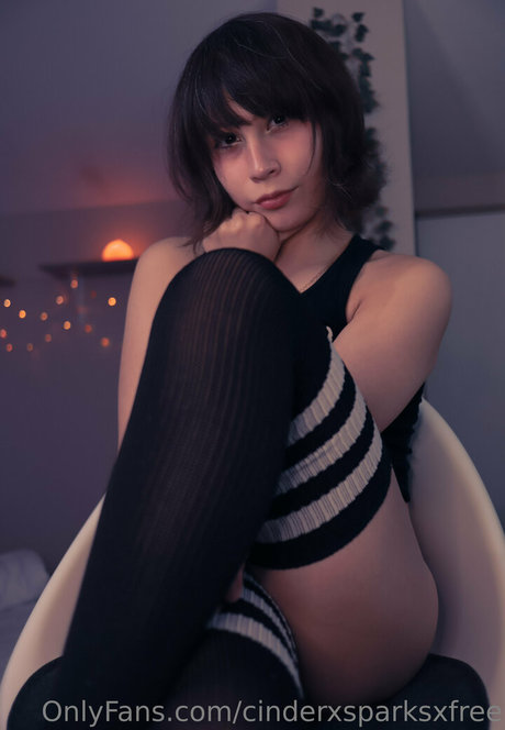 Photo nue de fuite OnlyFans de Cinderxsparksxfree