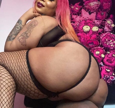 Photo nue de fuite OnlyFans de Chokahontass