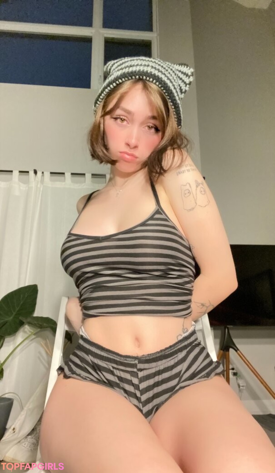 Photo nue de fuite OnlyFans de Awholelottazozo #71 Photo nue de fuite OnlyFans de Awholelottazozo #71