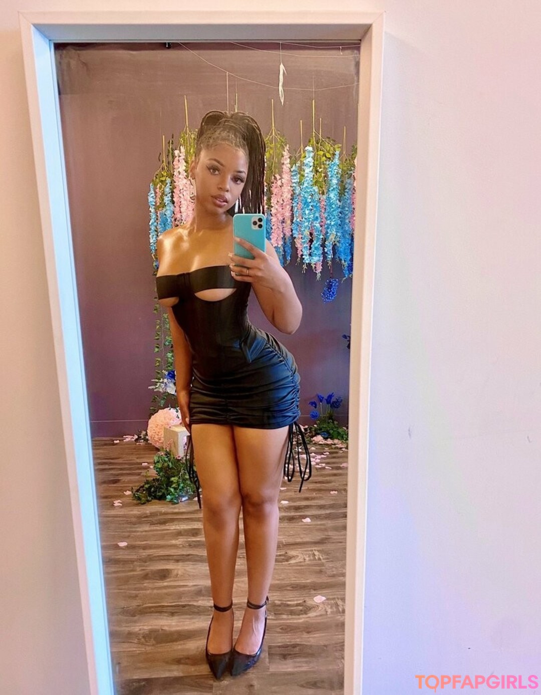 Photo nue de fuite OnlyFans de Chloe Bailey #2 Photo nue de fuite OnlyFans de Chloe Bailey #2