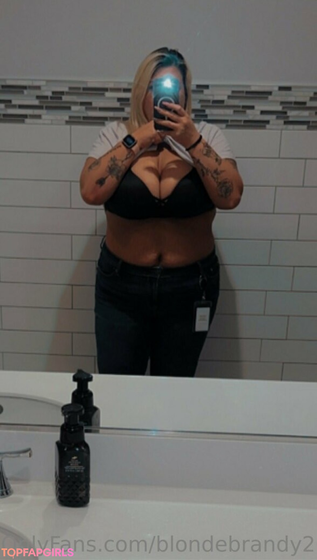 Photo nue de fuite OnlyFans de Blondebrandy269 #11 Photo nue de fuite OnlyFans de Blondebrandy269 #11