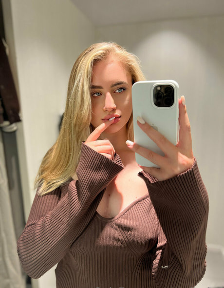 Emily_lyy