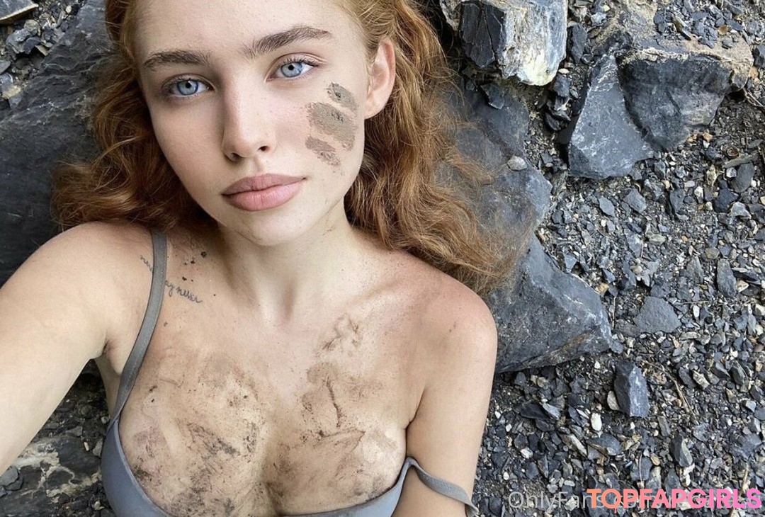 Photo nue de fuite OnlyFans de Renata Ri #161 Photo nue de fuite OnlyFans de Renata Ri #161