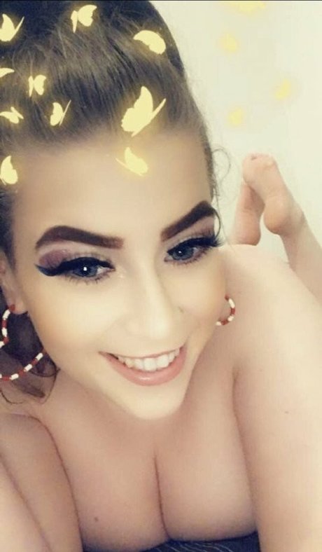 Photo nue de fuite OnlyFans de Ameliaskye98