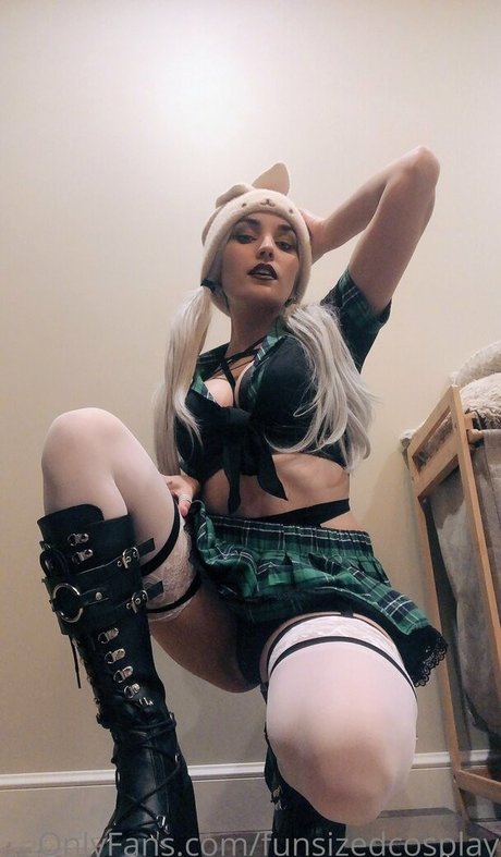 Photo nue de fuite OnlyFans de Funsizedcosplay