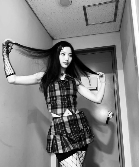 WomenK-pop