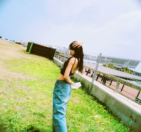 WomenK-pop