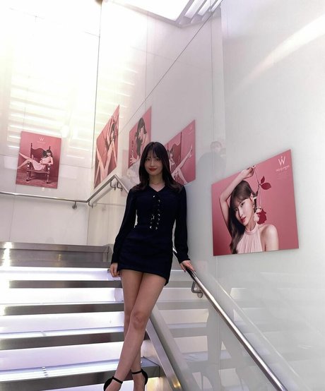 WomenK-pop