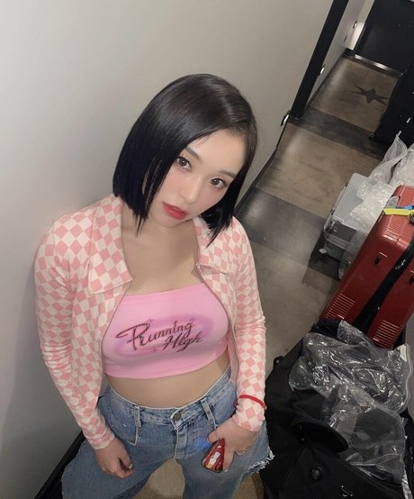Photo nue de fuite OnlyFans de Womenkpop