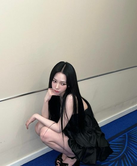 WomenK-pop