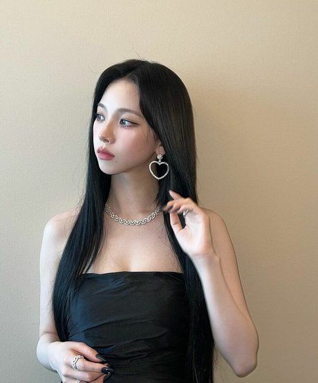 WomenK-pop