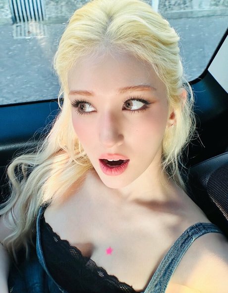 WomenK-pop