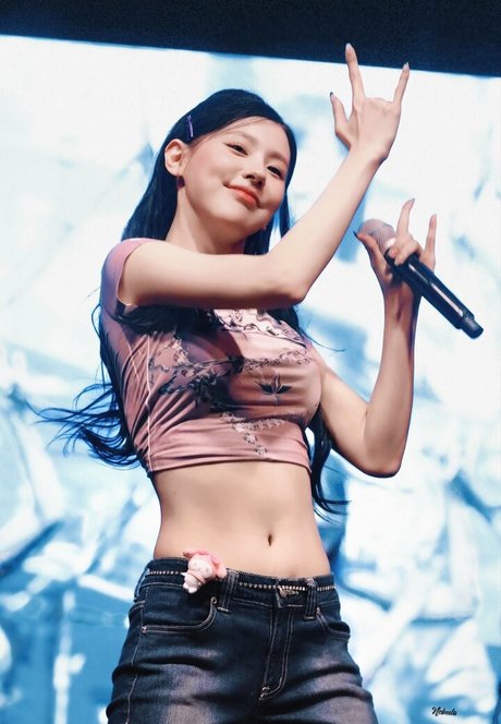 WomenK-pop