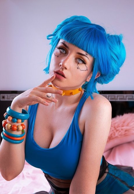 Ezy Summers Cosplay