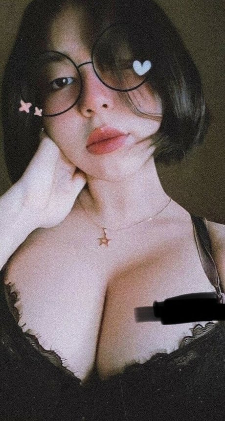 Photo nue de fuite OnlyFans de Aby Dazai