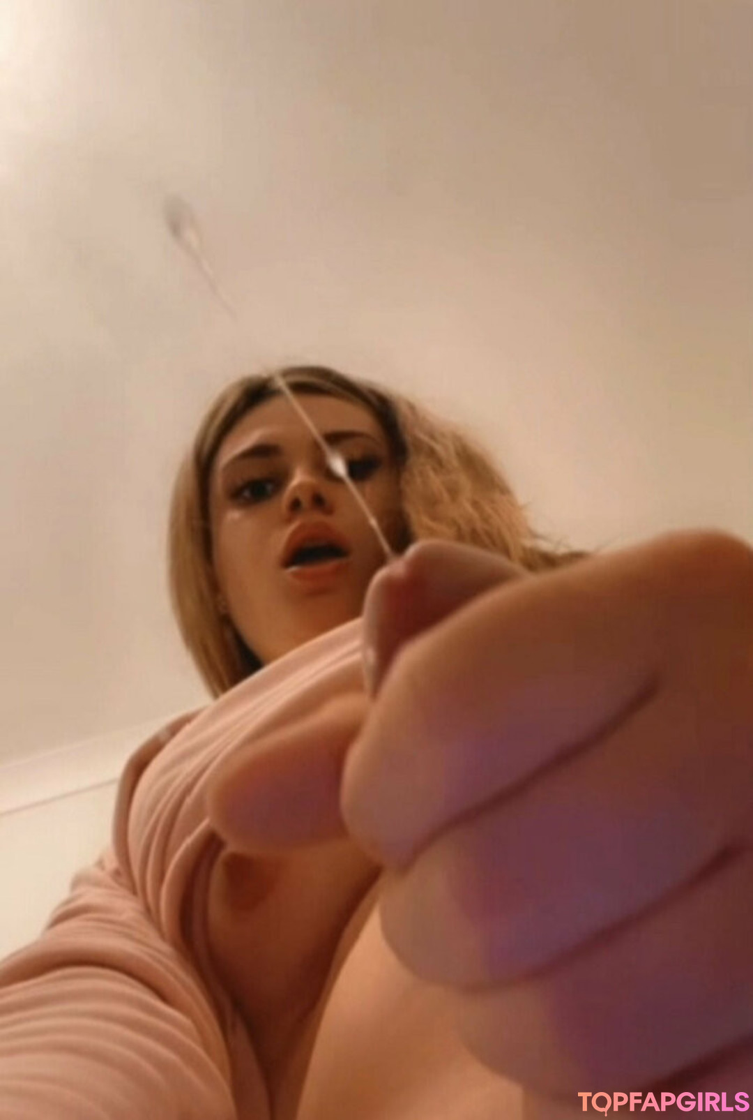 Photo nue de fuite OnlyFans de Remyrichards #112 Photo nue de fuite OnlyFans de Remyrichards #112