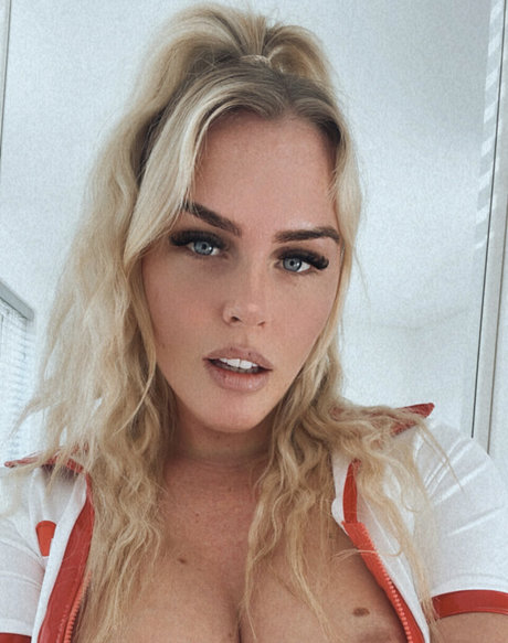 Trucker Baddie