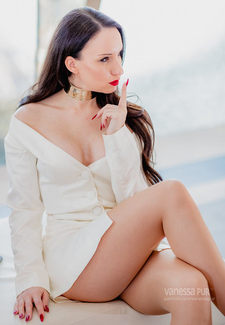 Vanessa Pur