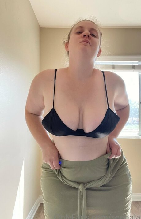Photo nue de fuite OnlyFans de Seenala