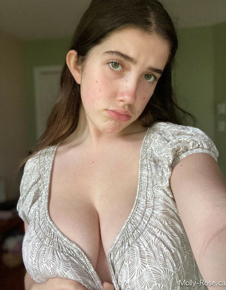 Itsmollyyyroseagain