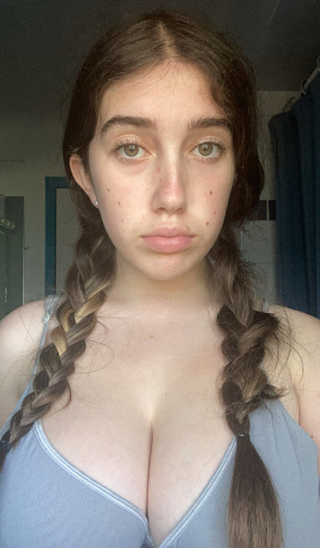 Itsmollyyyroseagain
