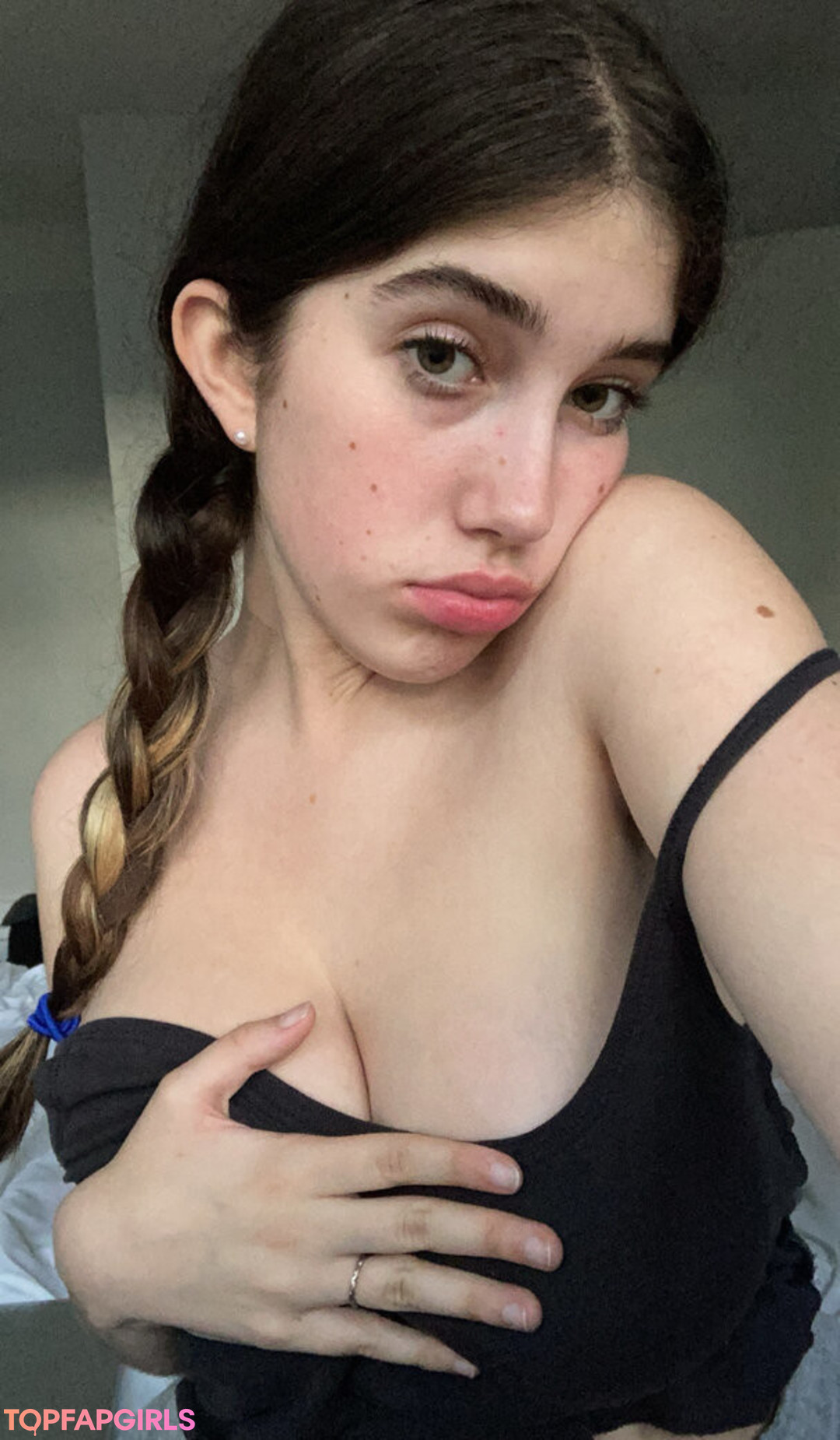 Photo nue de fuite OnlyFans de Itsmollyyyroseagain #524 Photo nue de fuite OnlyFans de Itsmollyyyroseagain #524